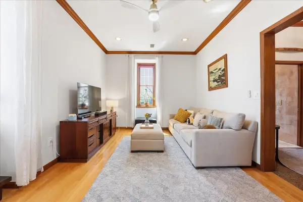 20 RESERVOIR AVE #4, JC, Heights, NJ 07307