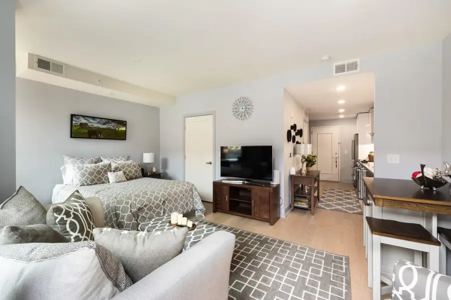 201 LUIS M MARIN BLVD #4140, Jersey City, NJ 07302 - #3