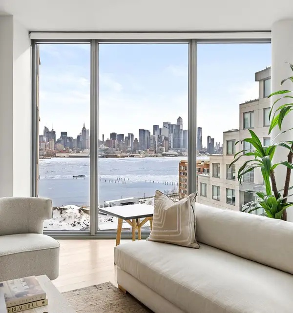 9 AVENUE AT PORT IMPERIAL #0911, West New York, NJ 07093