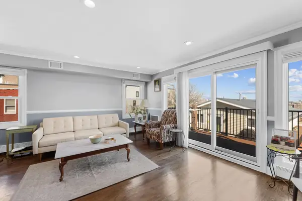 206-208 OGDEN AVE #202, JC, Heights, NJ 07307