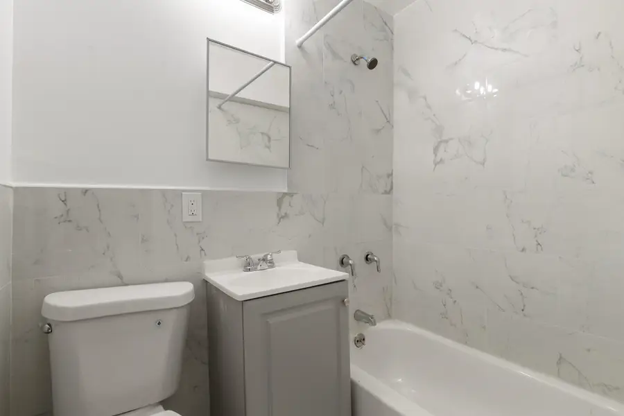 76 BEACH ST, Jersey City, NJ 07307 - #3