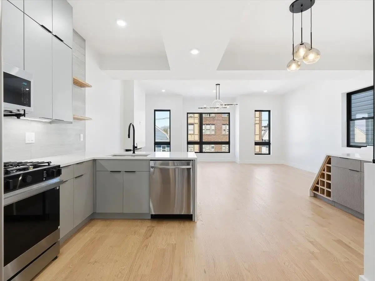 81 LEXINGTON AVE #2, Jersey City, NJ 07304 - #1