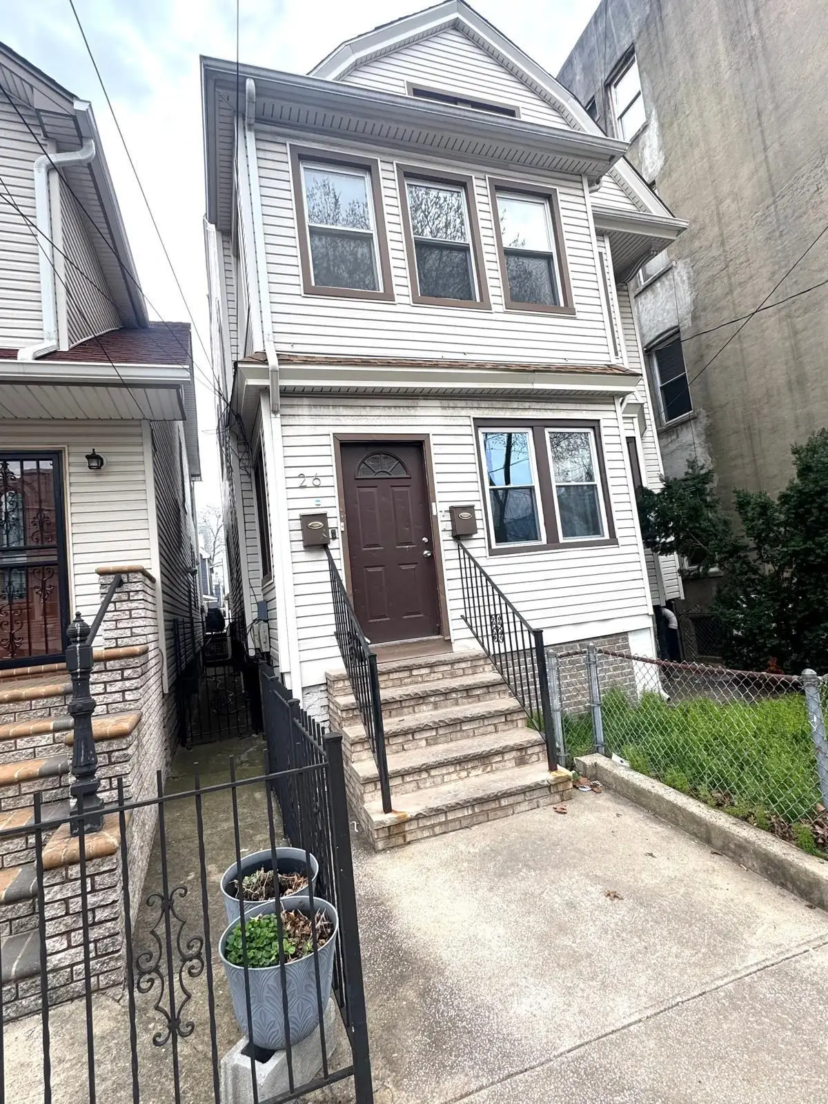 26 OLEAN AVE, Jersey City, NJ 07304 - #1