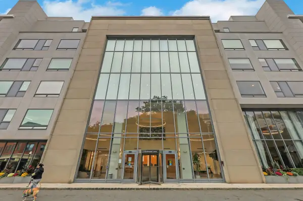 3 SOMERSET LANE #109, Edgewater, NJ 07020