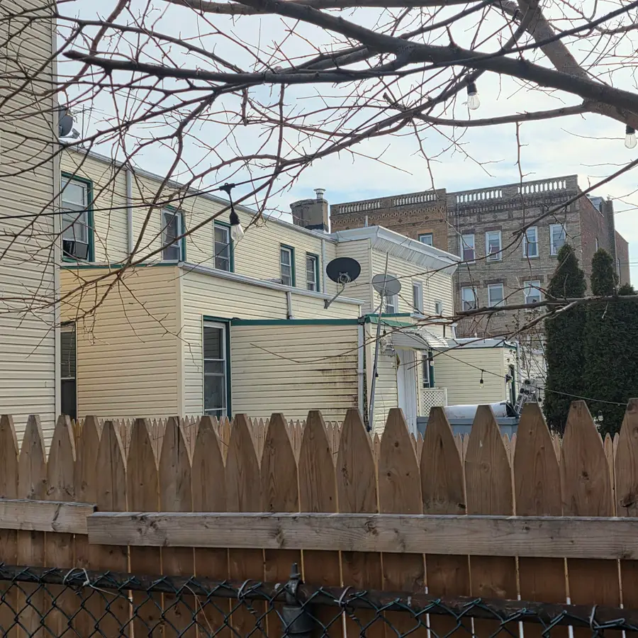 6603 MC KINLEY PL, West New York, NJ 07093 - #2