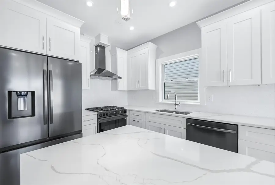 88 WEST 20TH ST #2, Bayonne, NJ 07002 - #2