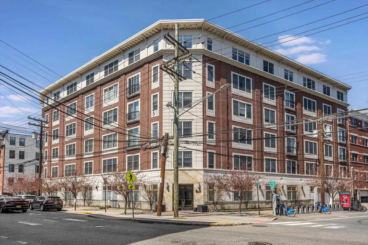 82 CLINTON ST #6F, Hoboken, NJ 07030 - #1