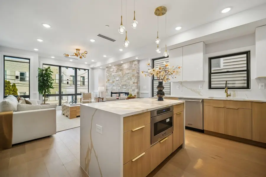 85 BLEECKER ST #B, Jersey City, NJ 07307 - #3