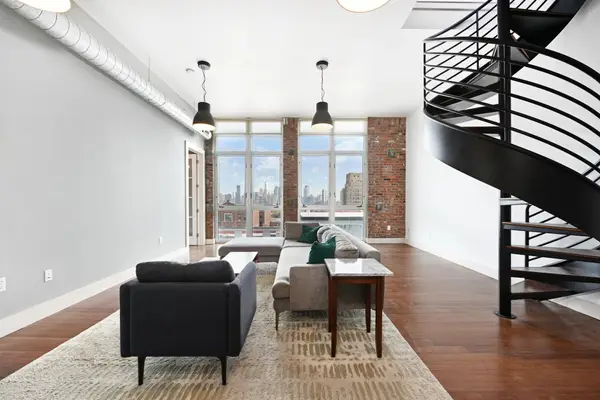 650 MONTGOMERY ST #505, JC, Journal Square, NJ 07306