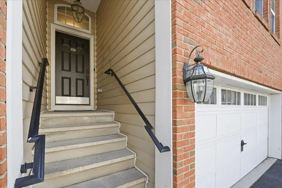 41 CREEKSIDE CT, Secaucus, NJ 07094 - #2