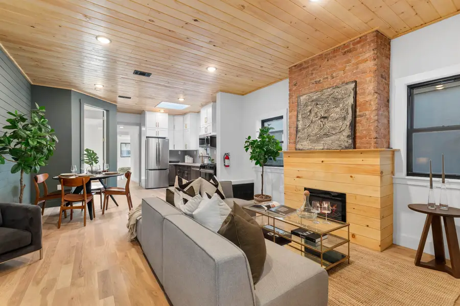 297 NEW YORK AVE, Jersey City, NJ 07307 - #2