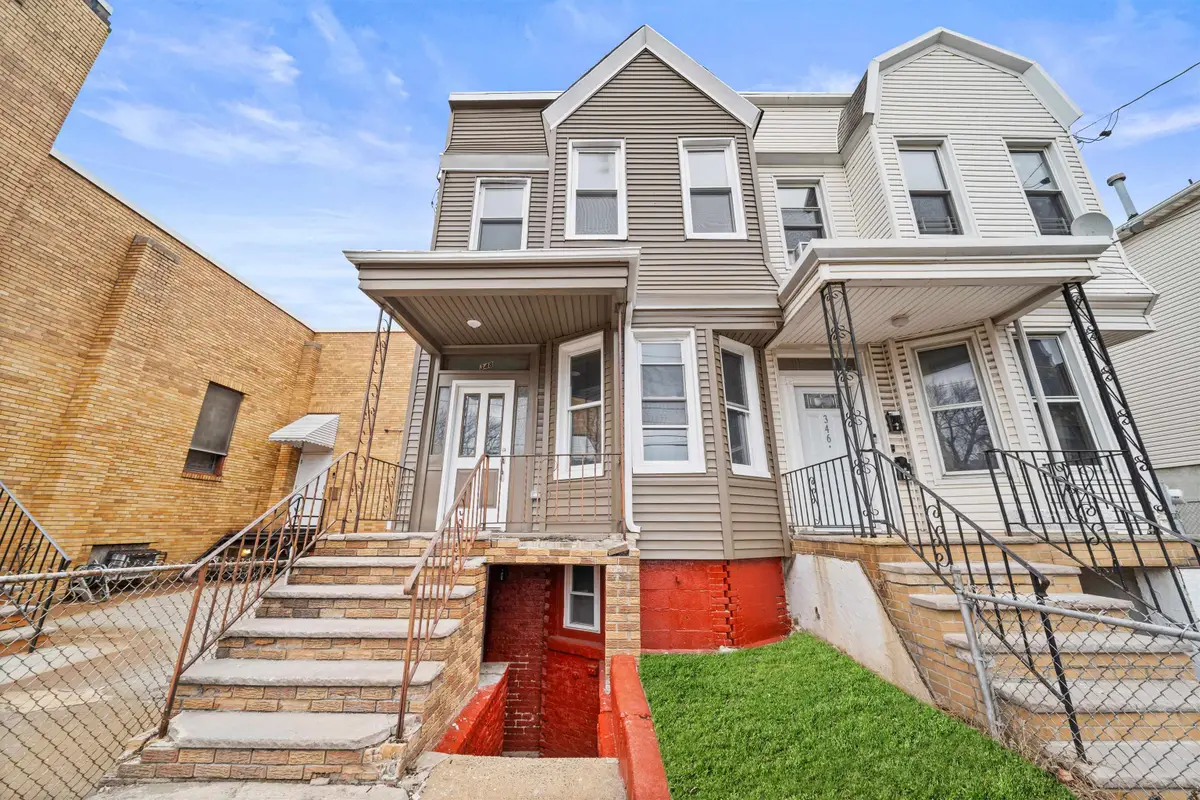 348 FORREST ST, Jersey City, NJ 07305 - #1