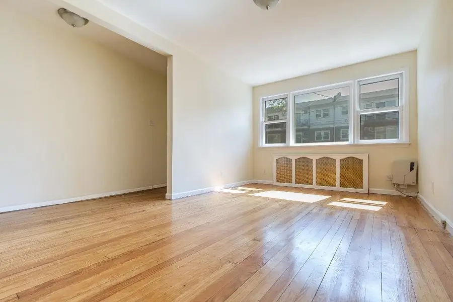 306 NEPTUNE AVE, Jersey City, NJ 07305 - #3