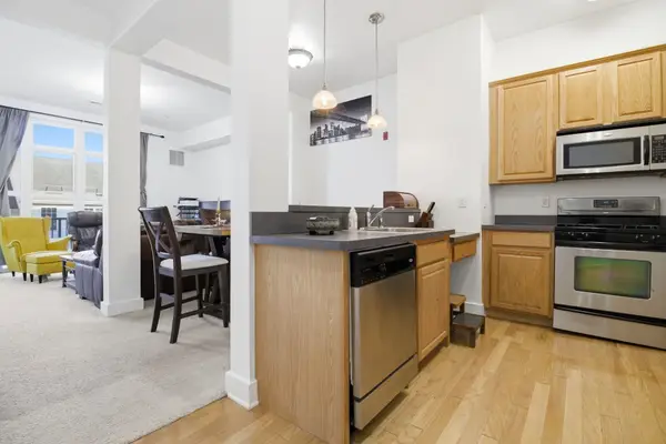 3 GREENWICH DR #97, JC, West Bergen, NJ 07305