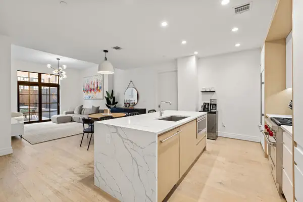 720 CLINTON ST #205, Hoboken, NJ 07030