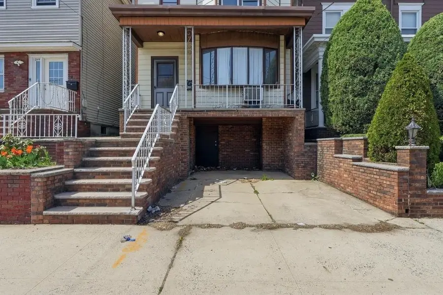281 AVENUE C, Bayonne, NJ 07002 - #2
