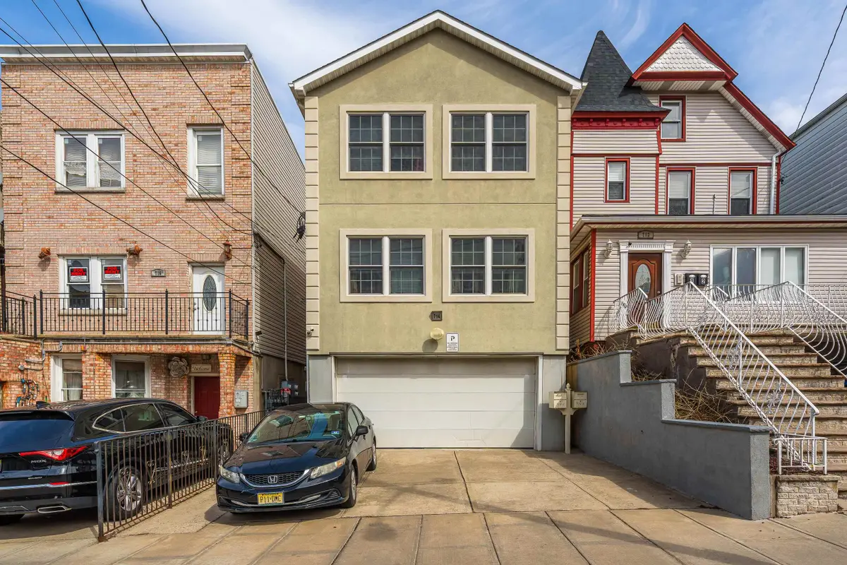 714 17TH ST, Union City, NJ 07087 - #1