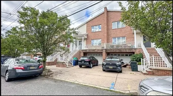 161 WEST 53RD ST, Bayonne, NJ 07002