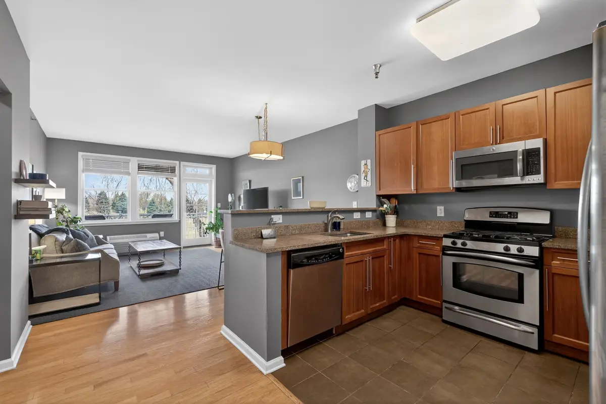 15 ENTERPRISE CT #208, Jersey City, NJ 07305 - #1