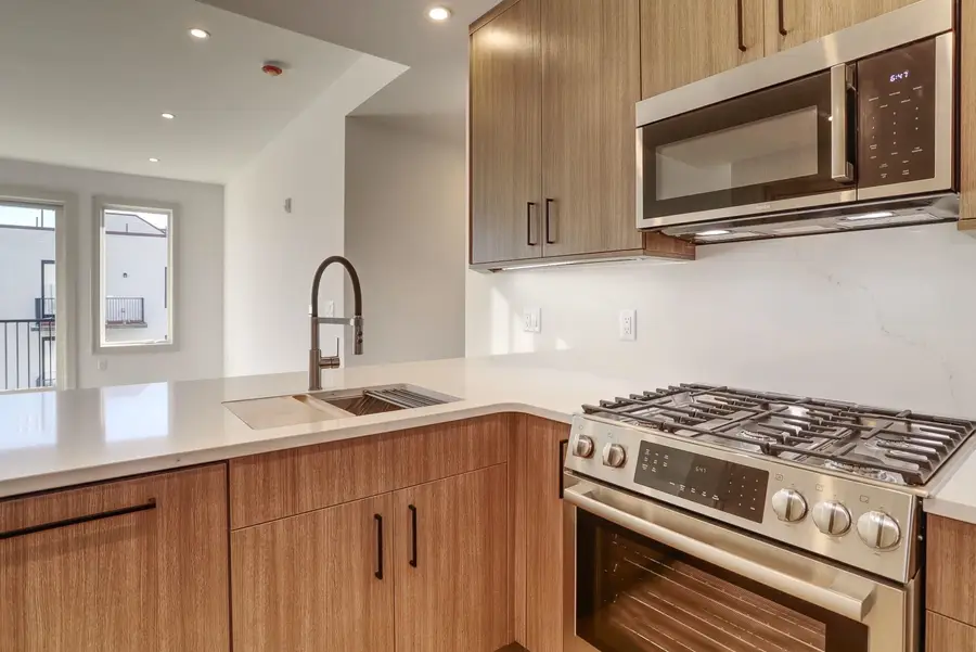 921 MADISON ST #403, Hoboken, NJ 07030 - #3