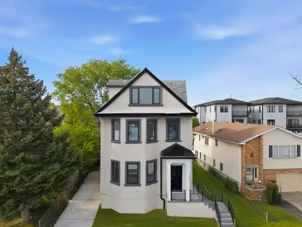 703 3RD ST, Secaucus, NJ 07094-3130