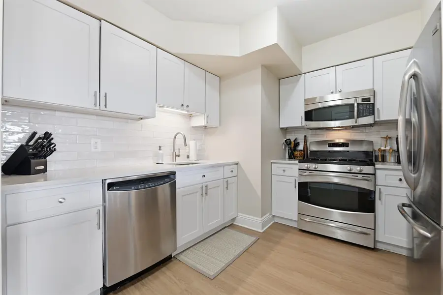 809 22ND ST #1302, Union City, NJ 07087 - #3