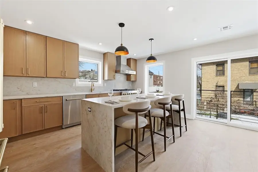 140A WEIGANDS LANE, Secaucus, NJ 07094 - #3