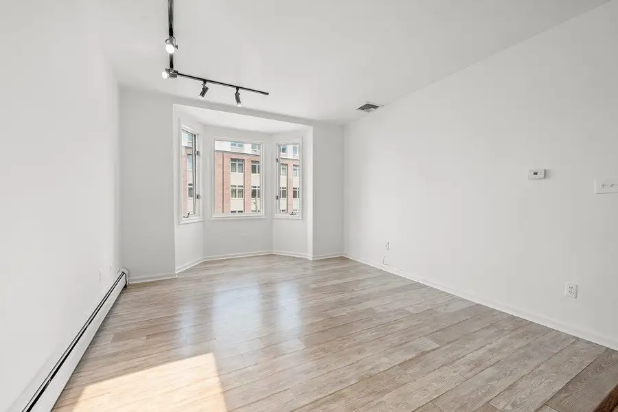 200 CHRISTOPHER COLUMBUS DR #C10, Jersey City, NJ 07302 - #3