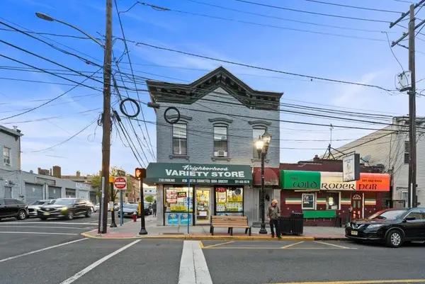 7101 PARK AVE, West New York, NJ 07093