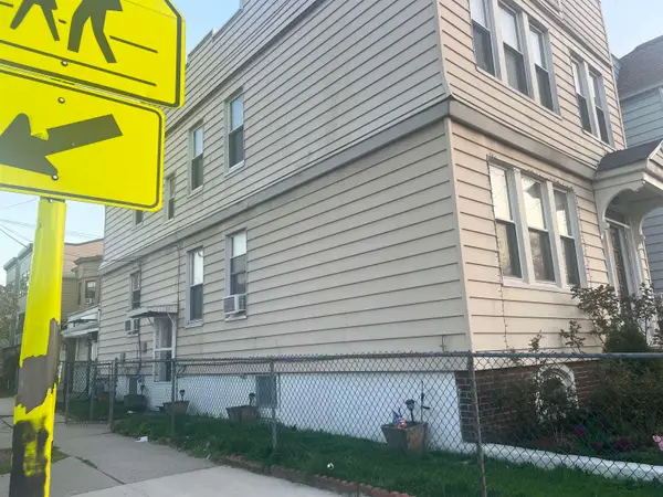 148 GARFIELD AVE, JC, Greenville, NJ 07305
