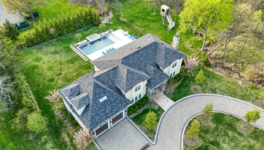 281 BEAUFORT AVE, Livingston, NJ 07039 - #3