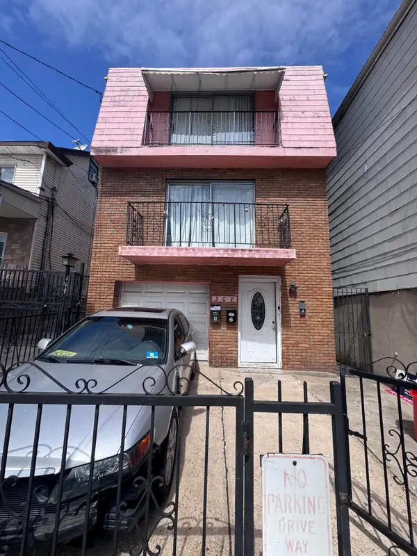 308 5TH ST, Union City, NJ 07087
