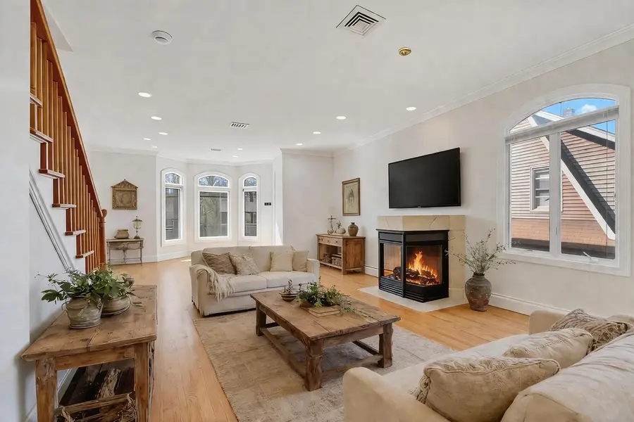 236 COLUMBUS AVE #A, Palisades Park, NJ 07650 - #2