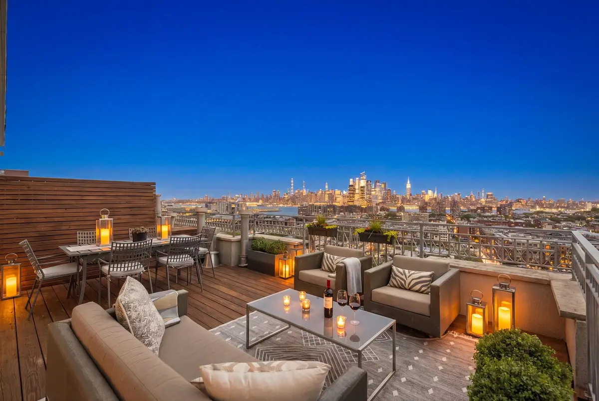 305 MANHATTAN AVE #3, Union City, NJ 07087 - #1