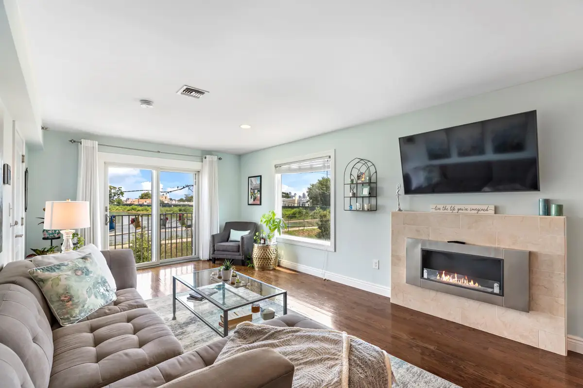 137 20TH ST #B, Union City, NJ 07087 - #1