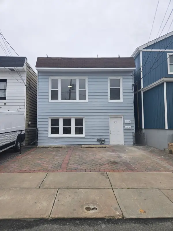 82 GRANT ST, Fairview, NJ 07022