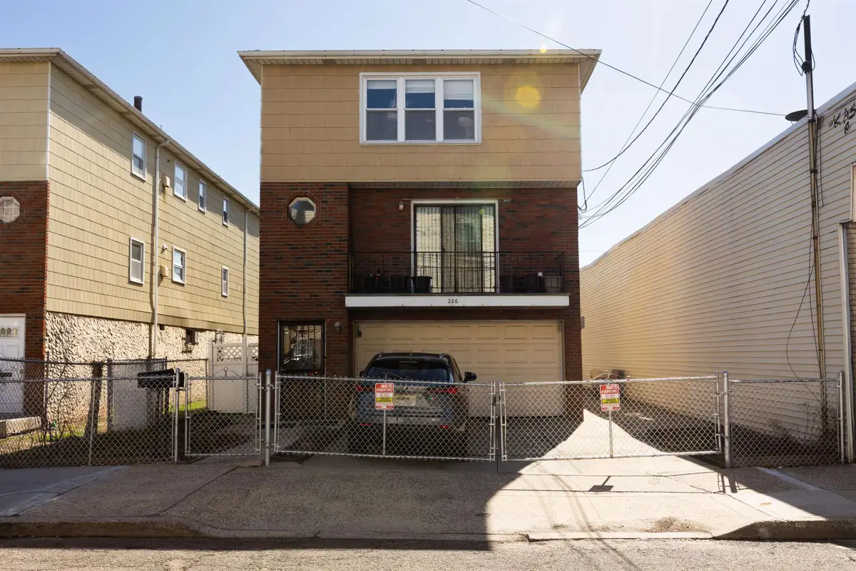 226 WEBSTER AVE, Jersey City, NJ 07307 - #1