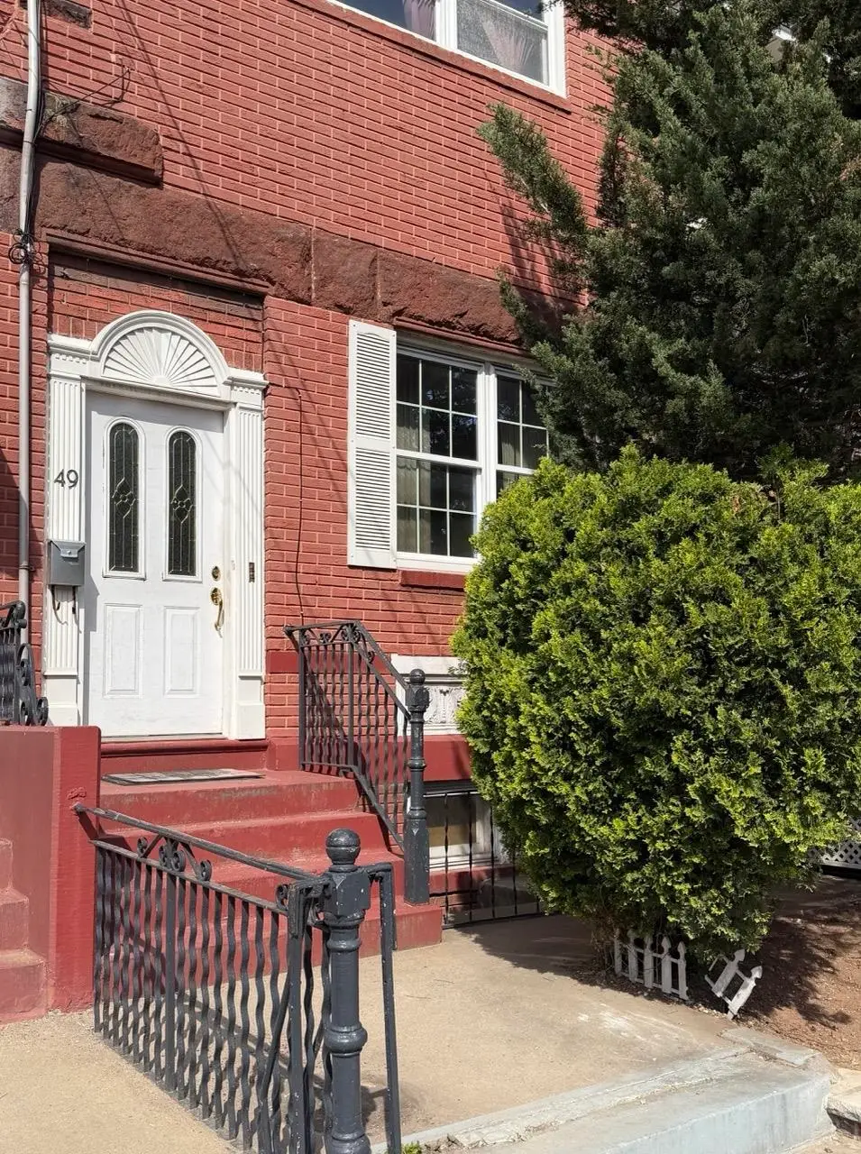 49 EAST 33RD ST, Bayonne, NJ 07002 - #1