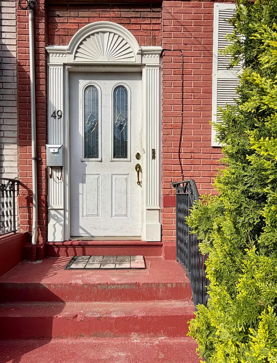 49 EAST 33RD ST, Bayonne, NJ 07002 - #2