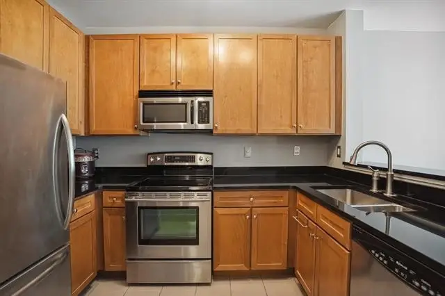 24 AVENUE AT PORT IMPERIAL #226, West New York, NJ 07093 - #2