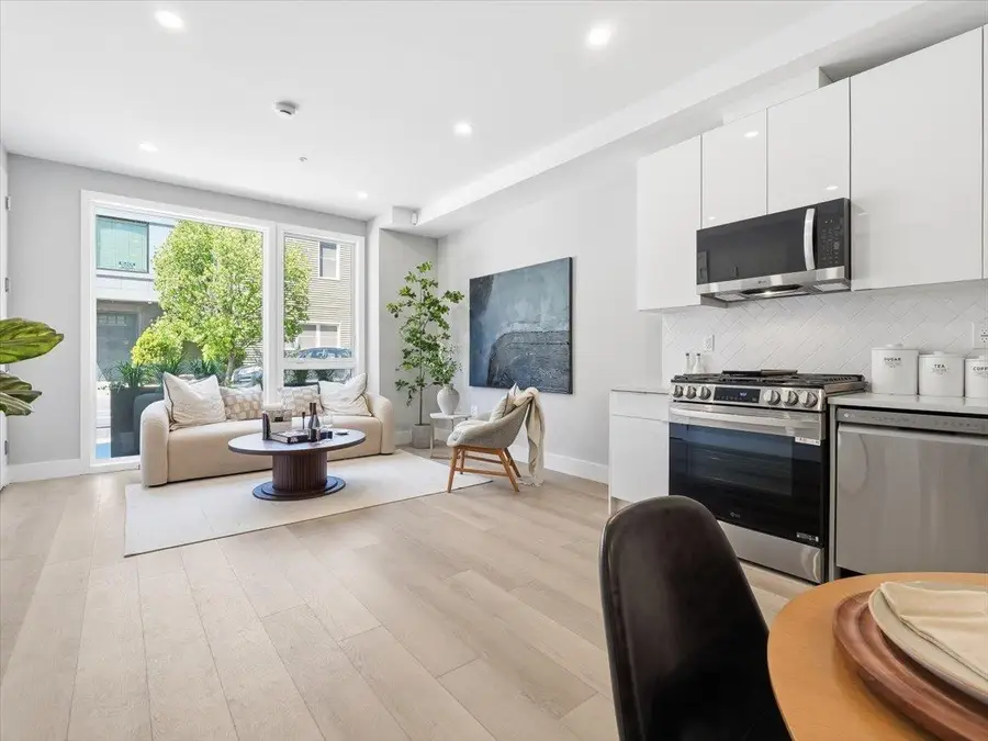 134 NEW YORK AVE #1, Jersey City, NJ 07307 - #2