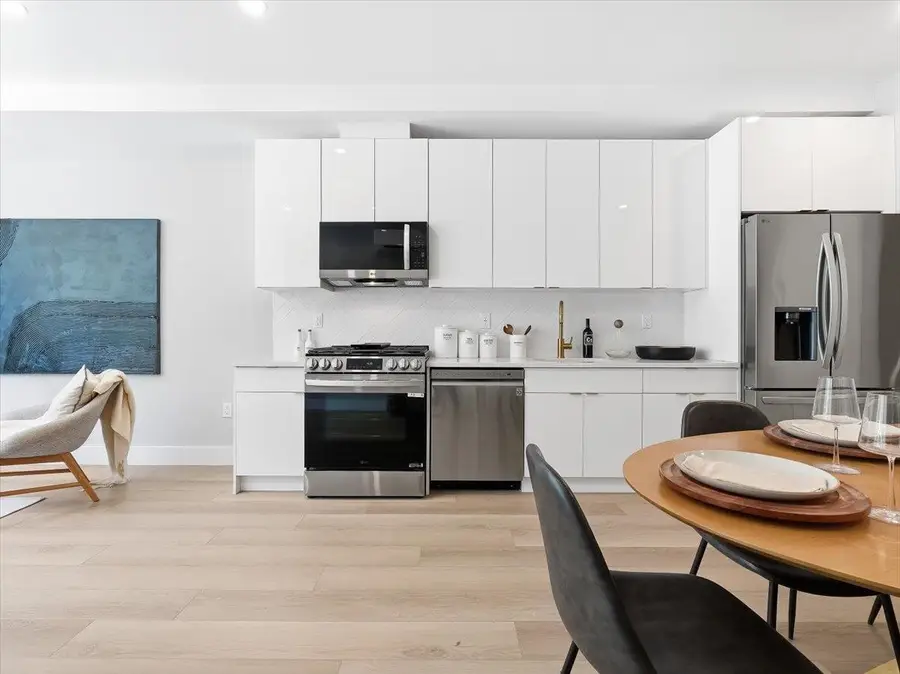 134 NEW YORK AVE #1, Jersey City, NJ 07307 - #3