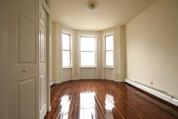 17 BERGEN AVE, JC, Greenville, NJ 07305