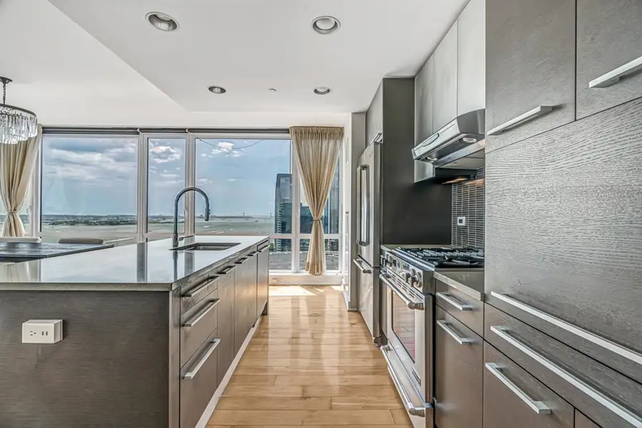 2 2ND ST #3805, Jersey City, NJ 07302 - #2