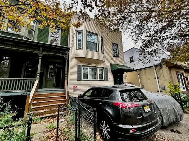 216 BOWERS ST, Jersey City, NJ 07307 - #3