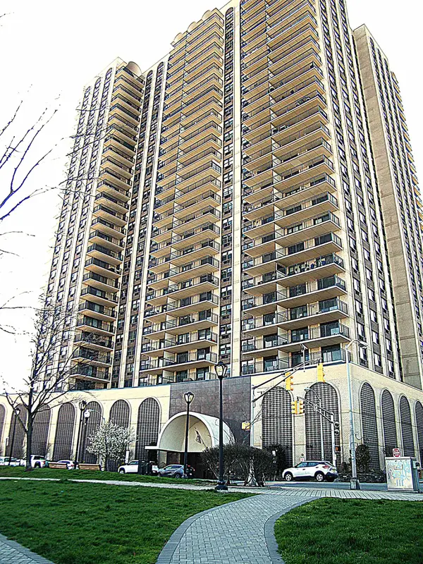7855 BLVD EAST #11F, North Bergen, NJ 07047