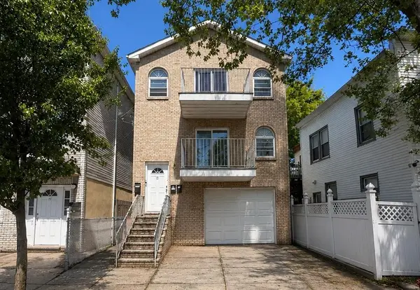 19 PARNELL PL, JC, Greenville, NJ 07305