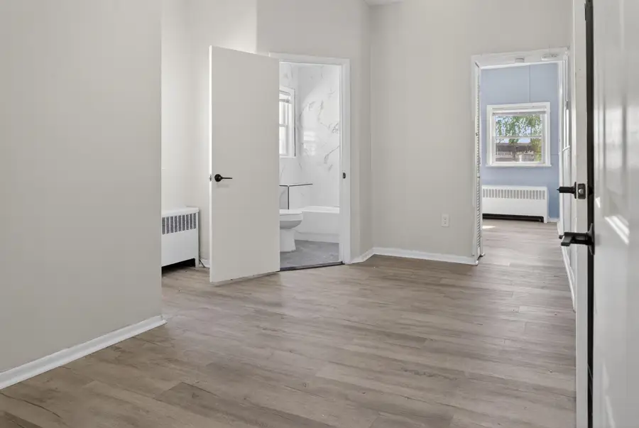 12 WEST 10TH ST, Bayonne, NJ 07002 - #2