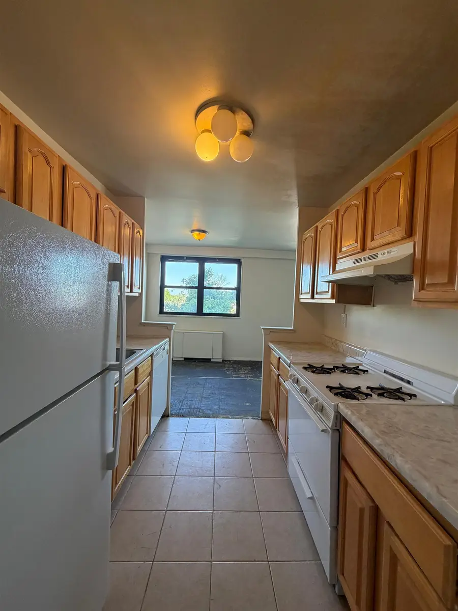 1225 KENNEDY BLVD #5F, Bayonne, NJ 07002 - #2