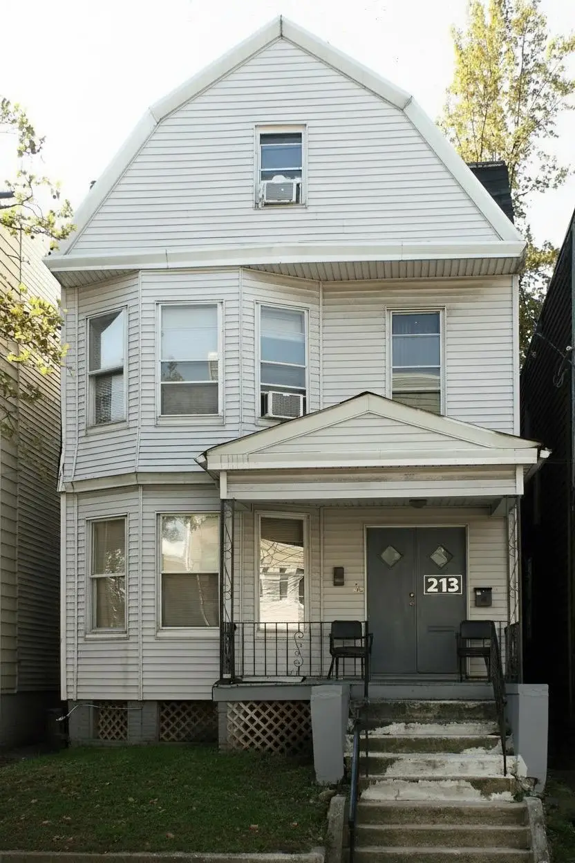 213 MYRTLE AVE, Jersey City, NJ 07305 - #1